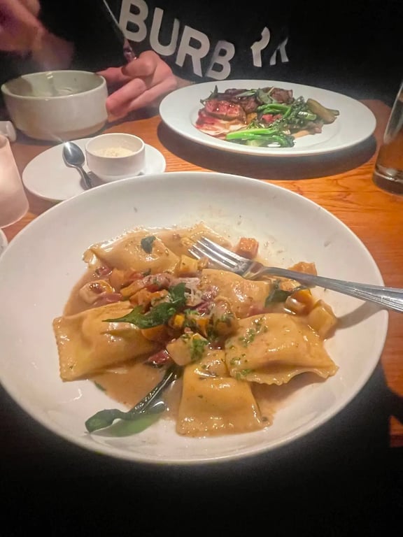 Bistro Romano Restaurant & Dinner Theatre