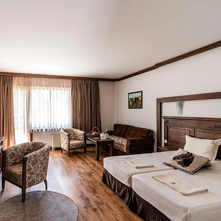 Boutique Complex Trakiets