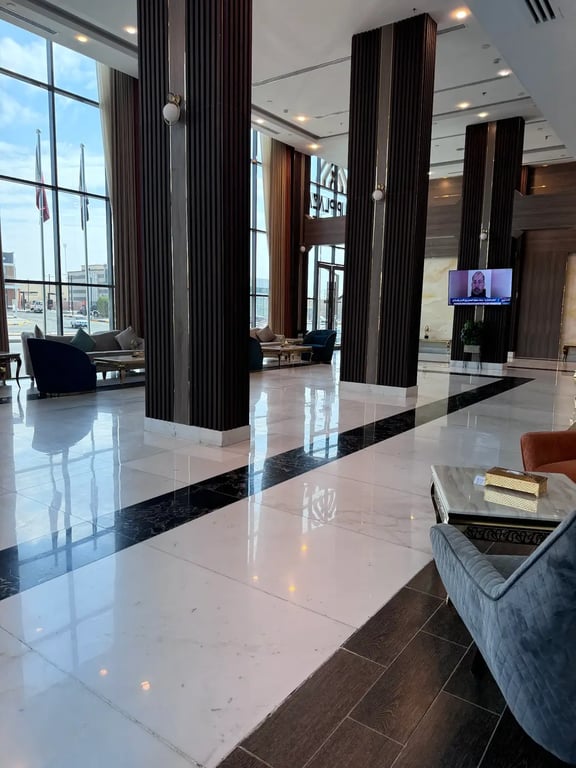 Tulip Plaza Hotel
