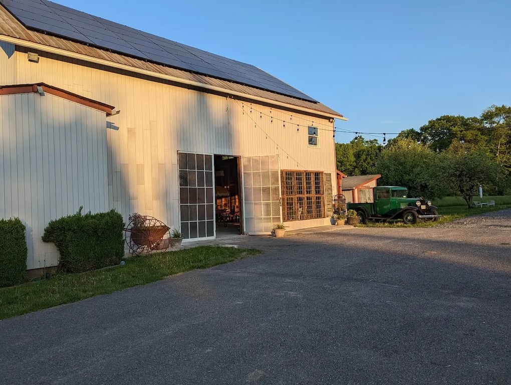 The Barn at Black Walnut Farm
