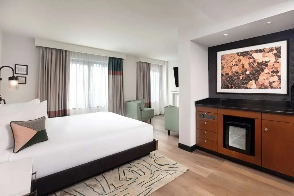 Onyx Hotel