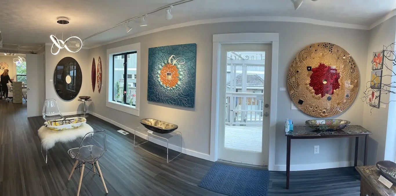 L Gallery Studio