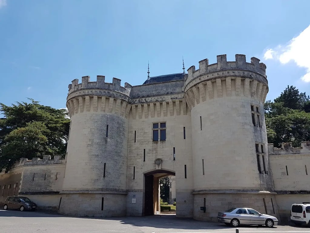 Chateau Challain