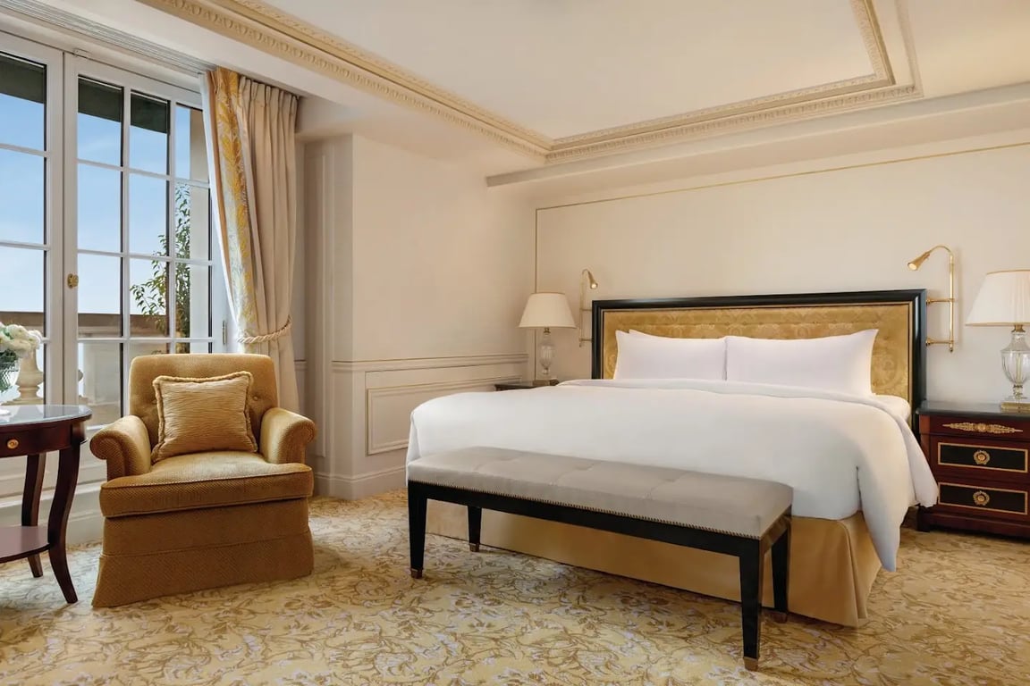 Shangri-La Paris