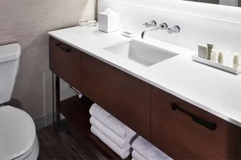 The Del Monte Lodge Renaissance Rochester Hotel & Spa