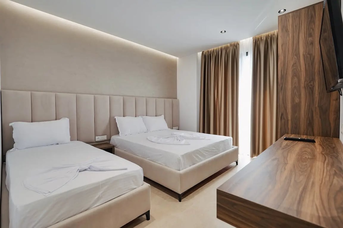 Sunlight Hotel