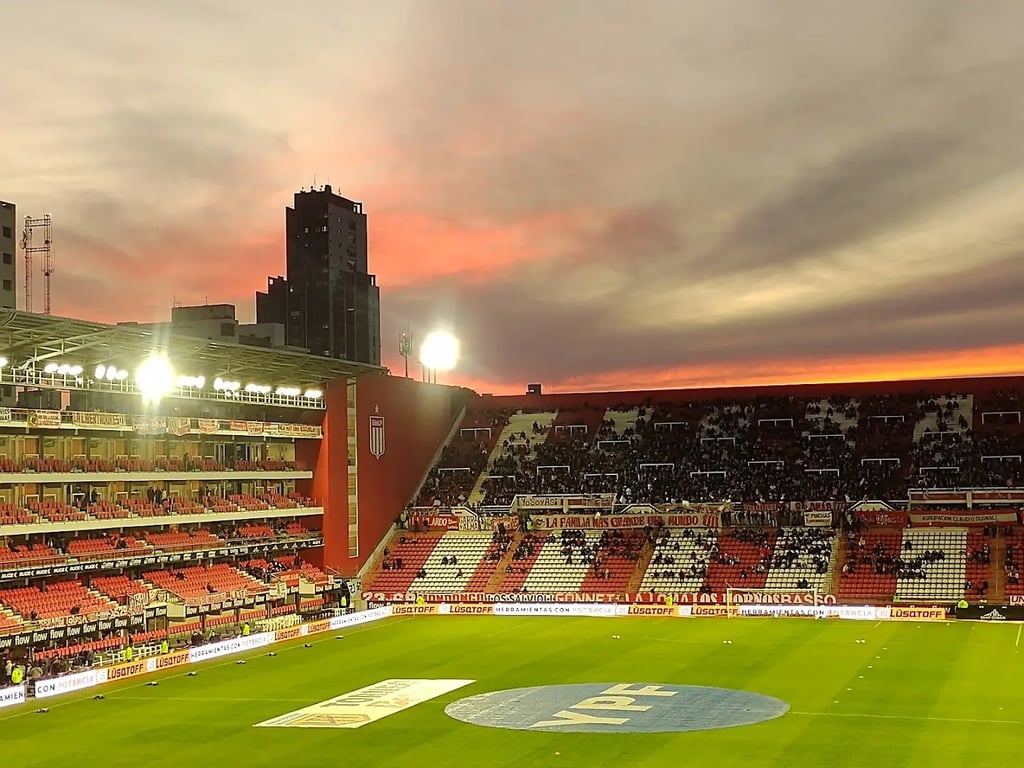 Estadio Jorge Luis Hirschi