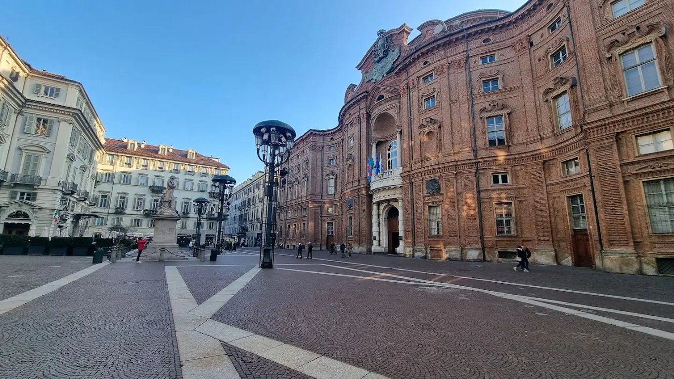 Teatro Carignano, Turin