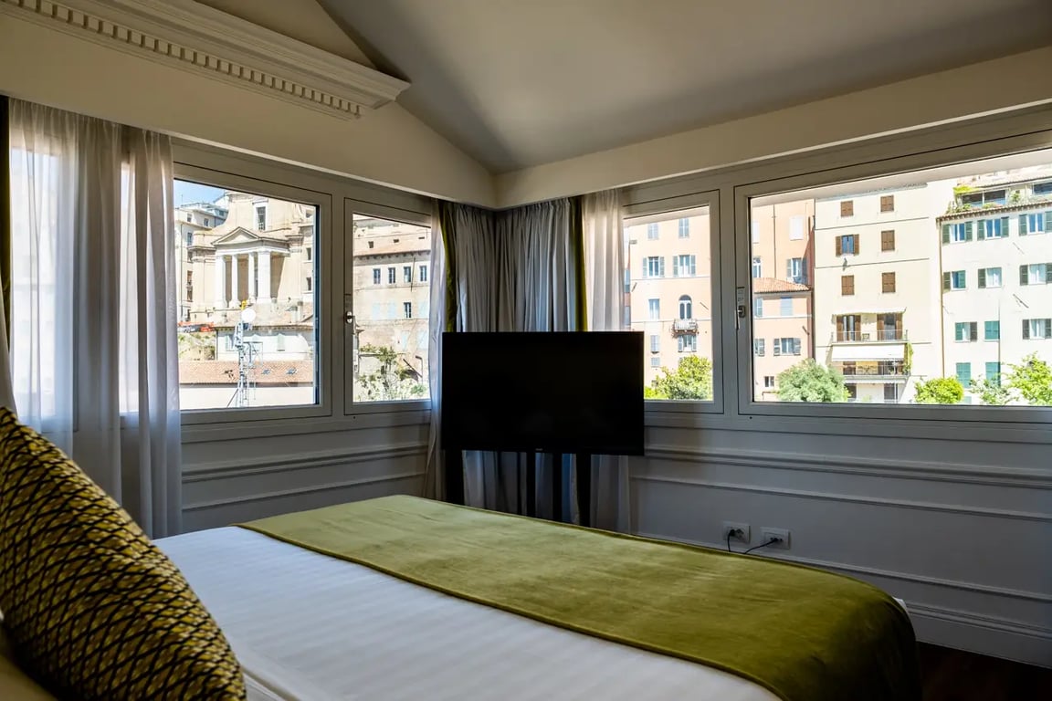 Banca Marche Palace