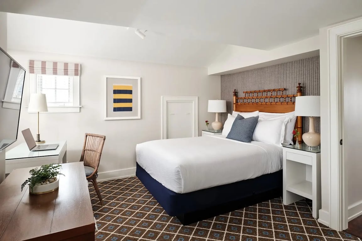 Harbor View Hotel