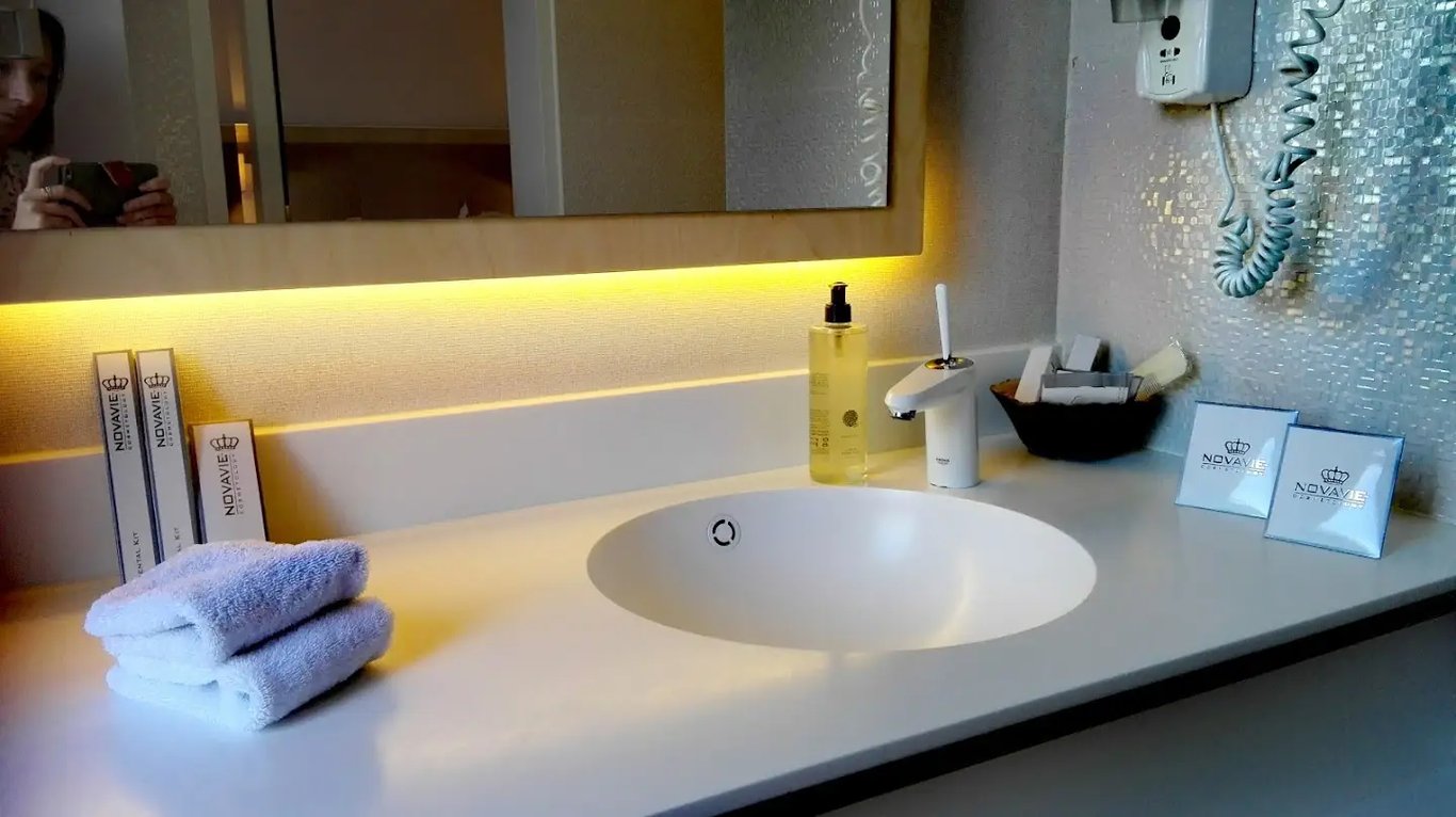 ABC Hotel