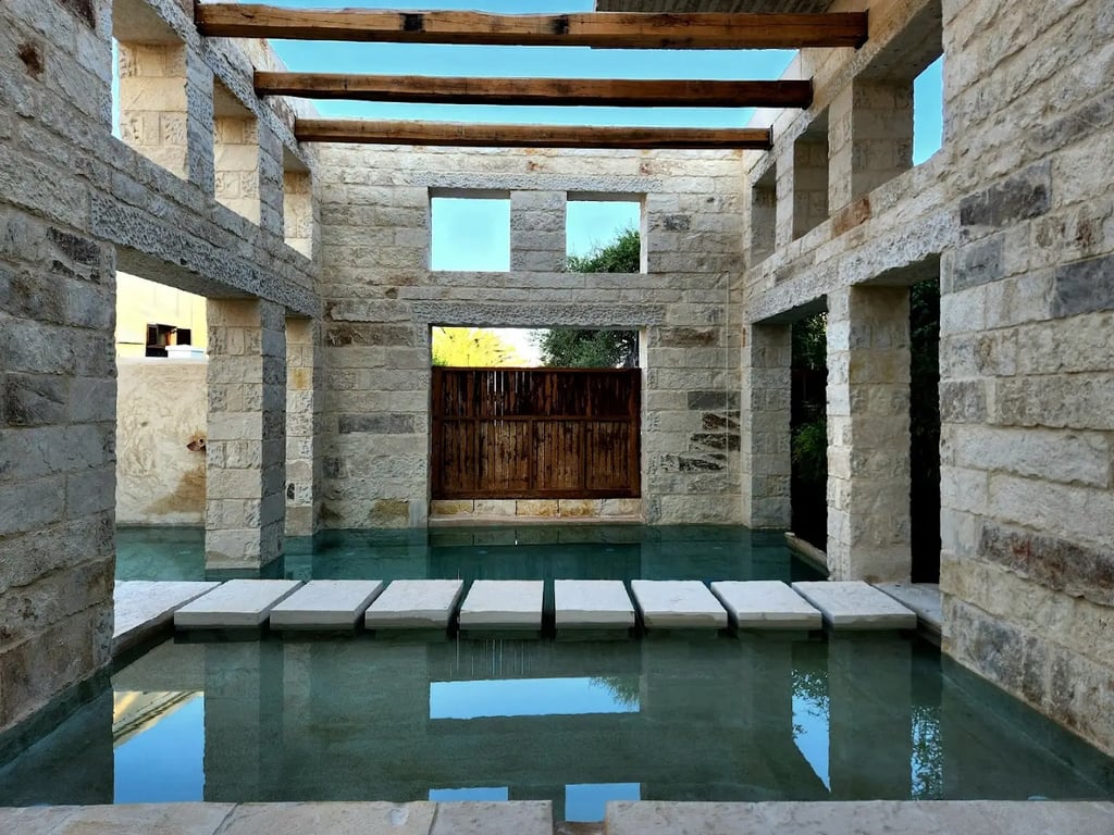 Amalen Suites Adults Only