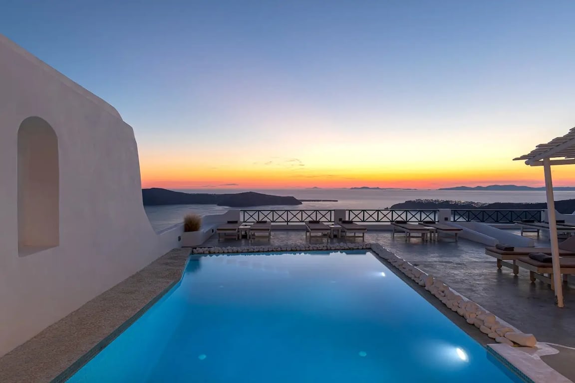 Afroessa Hotel by Pearl Hotel Collection