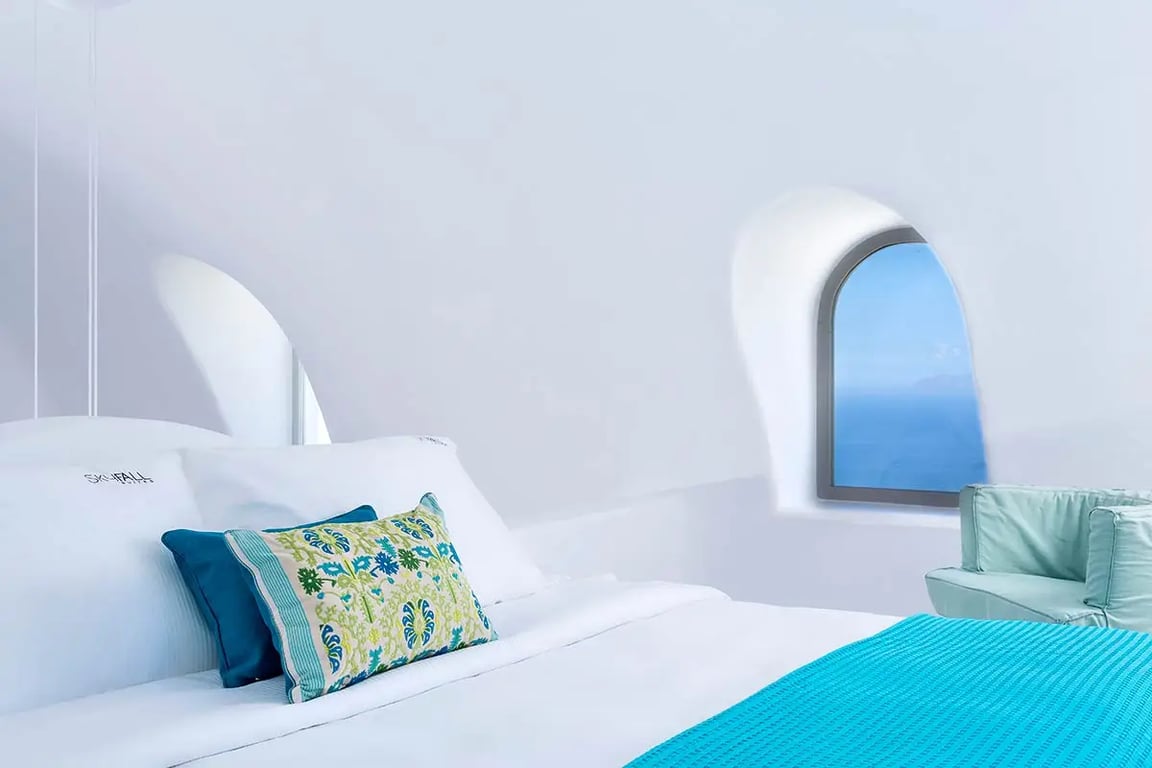 Skyfall Suites - Adults Only