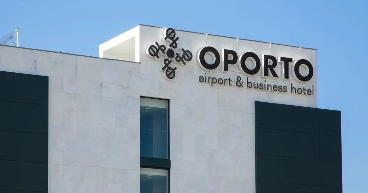 Oporto Airport & Business Hotel