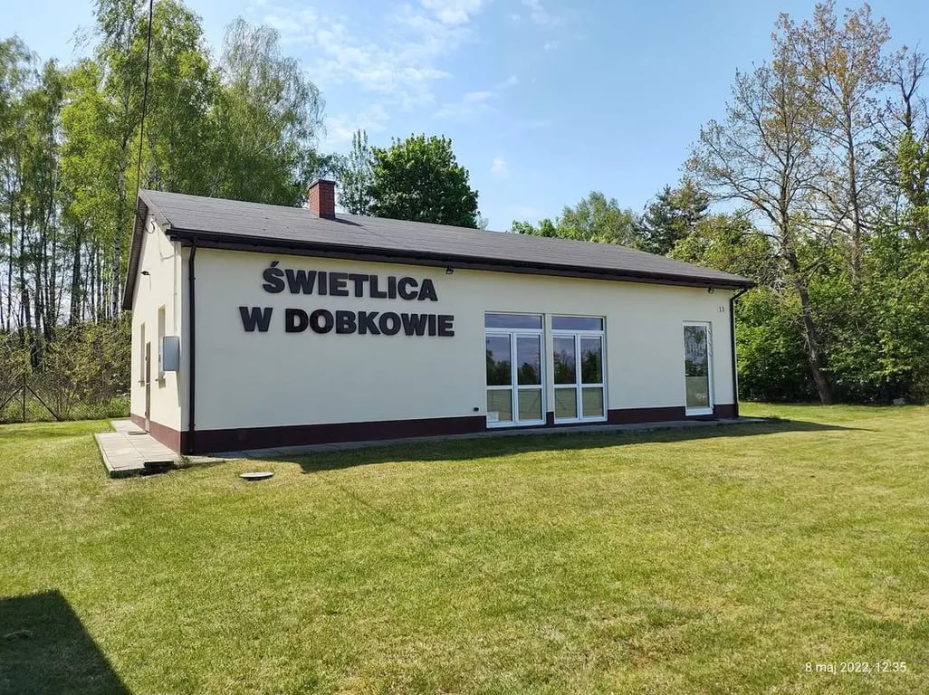 Świetlica wiejska w Dobkowie