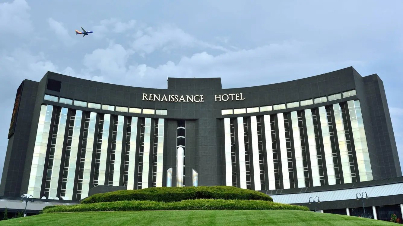 Renaissance St. Louis Airport Hotel