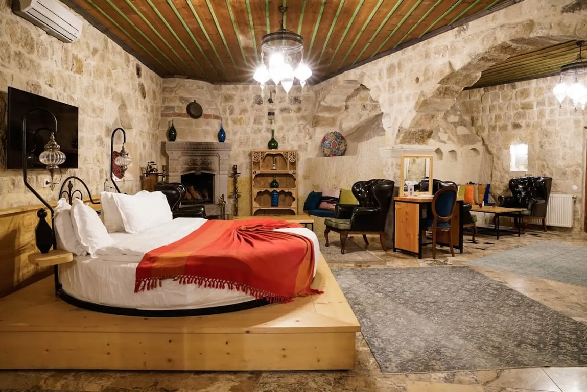 Taru Cave Suites