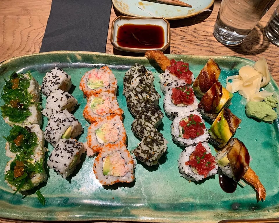 Monster Sushi Aribau