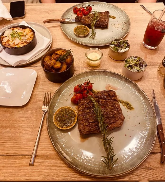 P15 Bistro & Steakbar