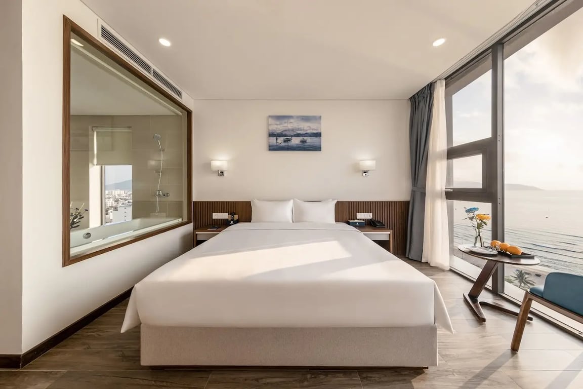Mangata Beachfront Hotel