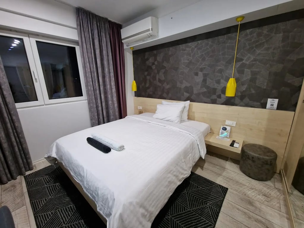 Urbanista Hotel & Bar