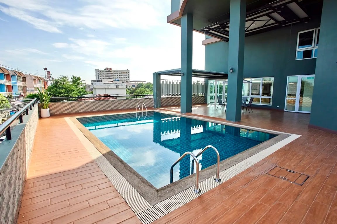 NJOY Prestige Grand Hotel Don Mueang