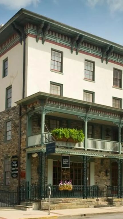 Lambertville House