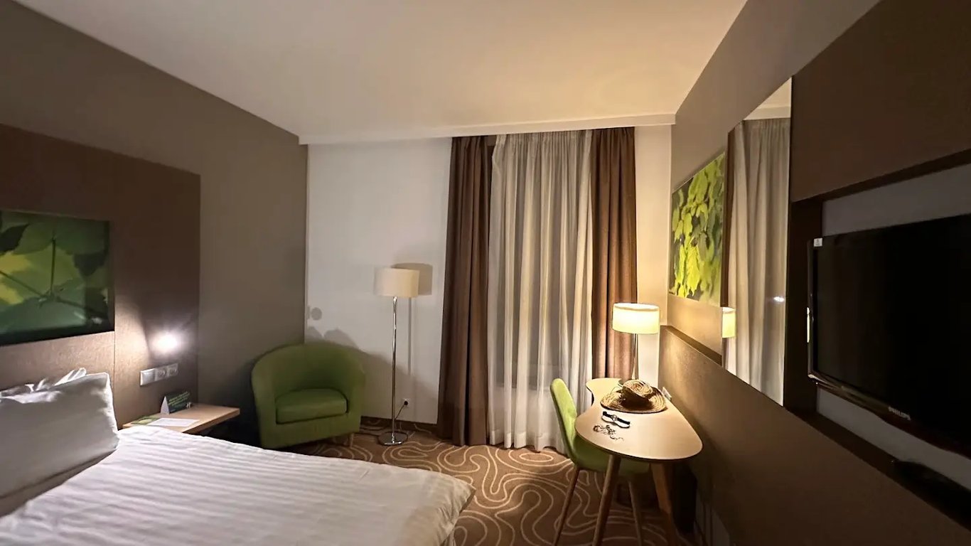 Holiday Inn Budapest-Budaörs, an IHG Hotel