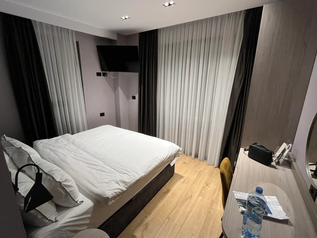 StarLight Hotel