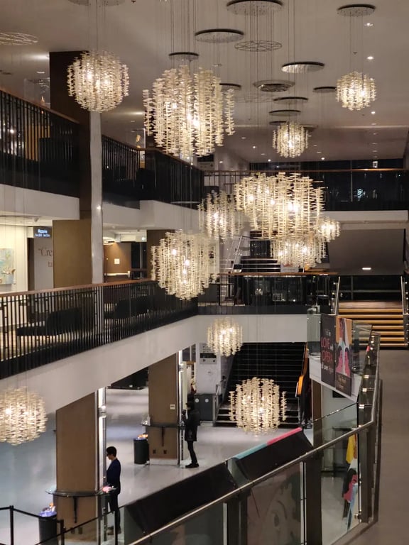 Queen Elizabeth Theatre
