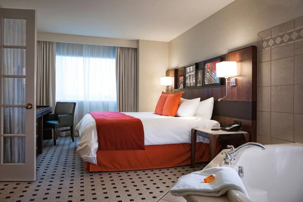 Radisson Plaza Hotel & Suites Kalamazoo