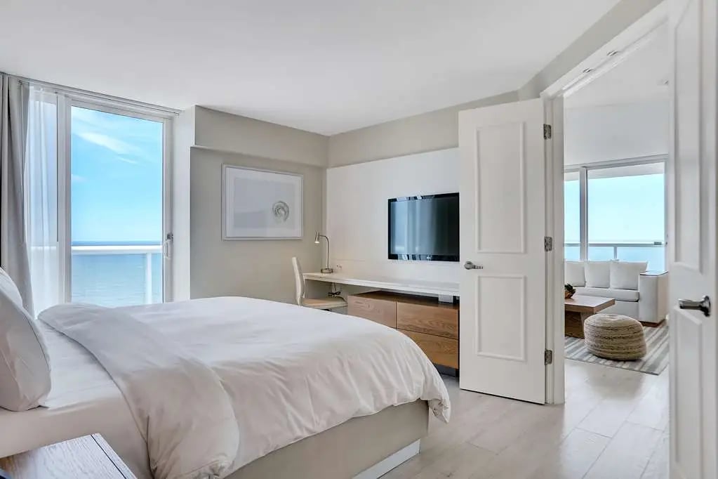 Beach House Fort Lauderdale, a Hilton Resort
