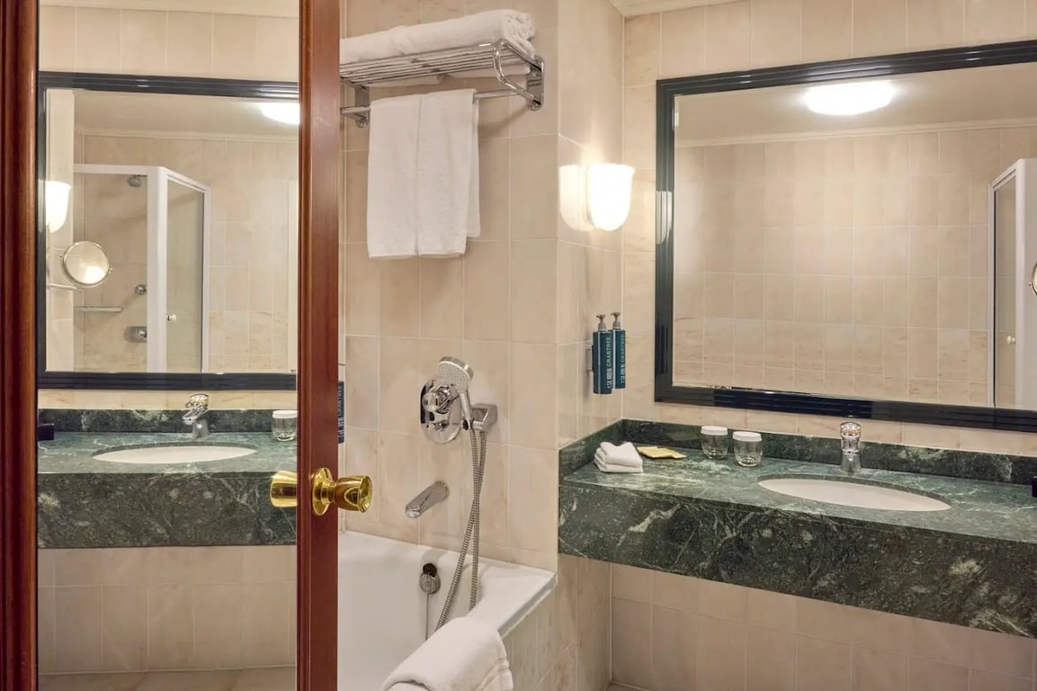 Hilton Antwerp Old Town