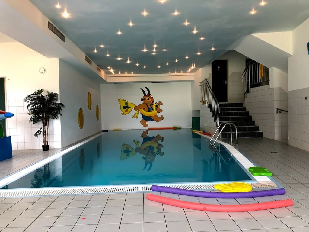 Pitzis Kinderhotel - Family Only