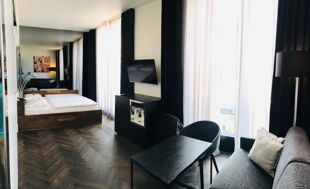 Hotel AMANO Grand Central
