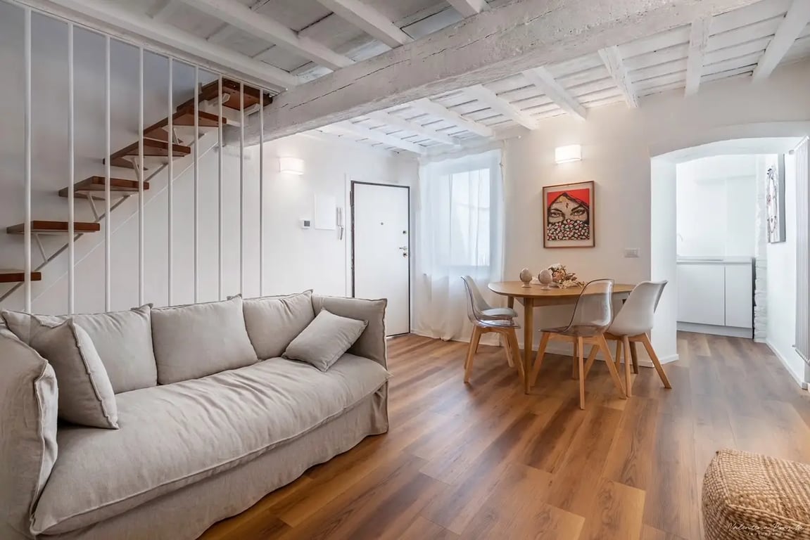 Sunshine Loft