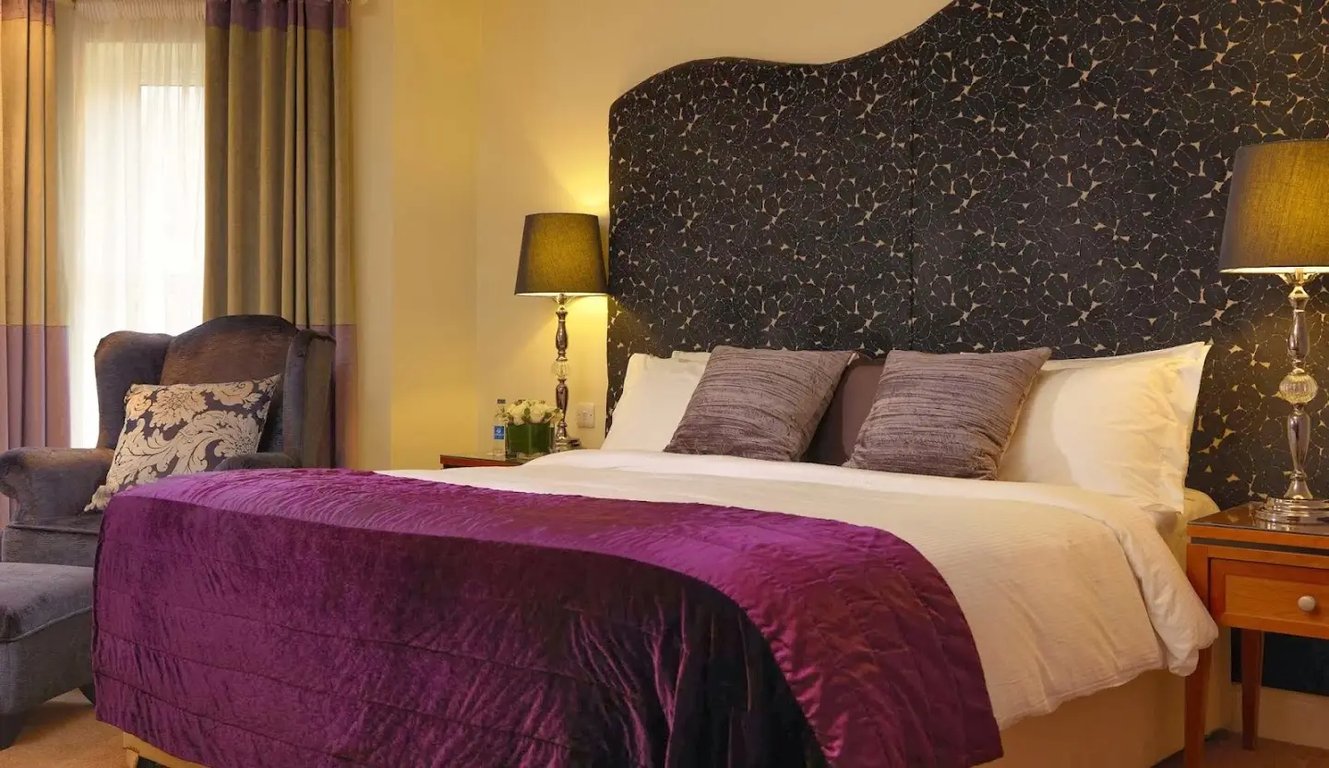 Brook Lane Hotel