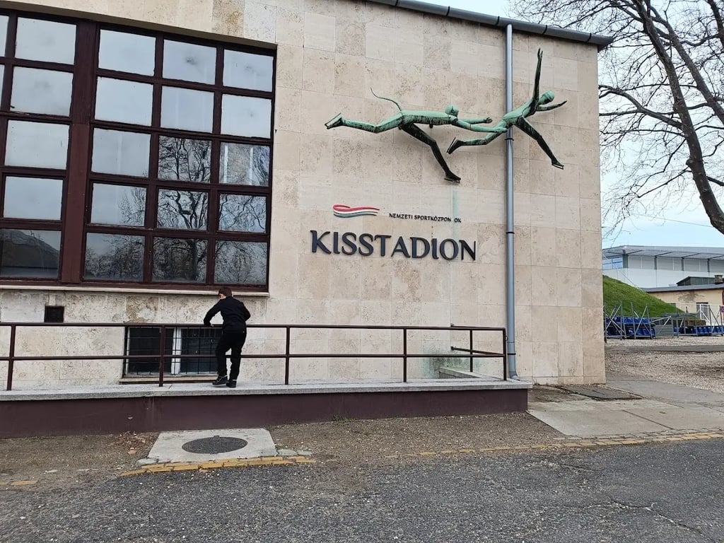 Kisstadion