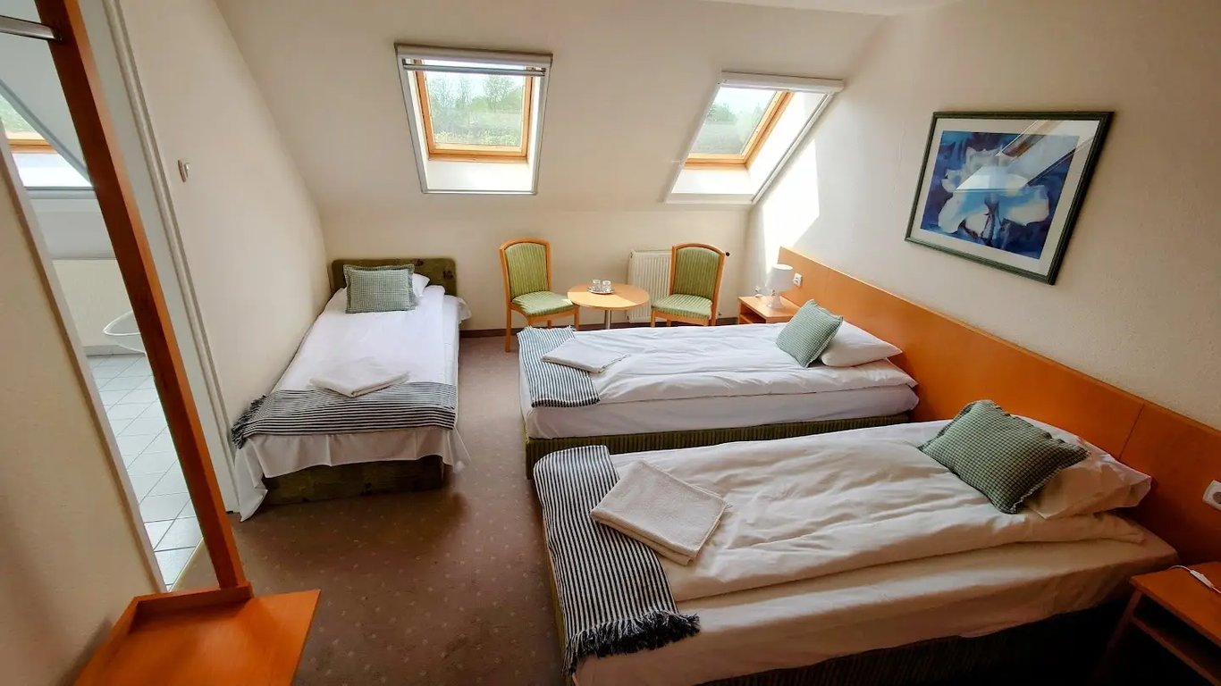 Nairam Klubhotel