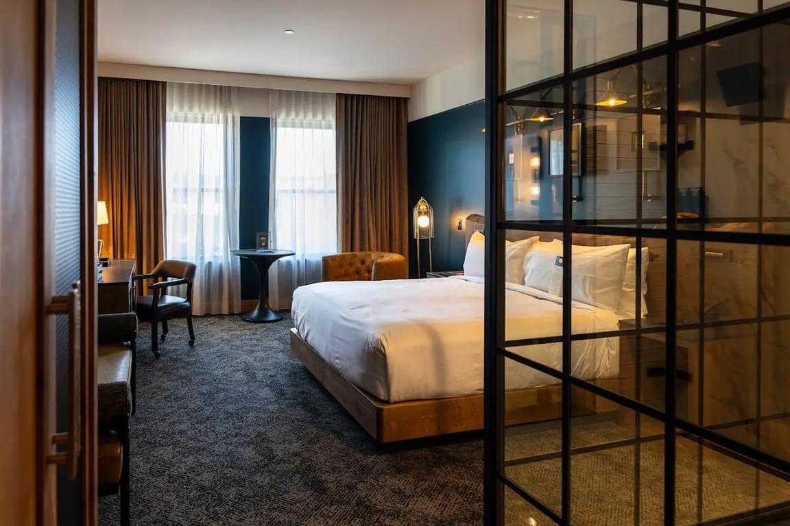 Hotel Renegade