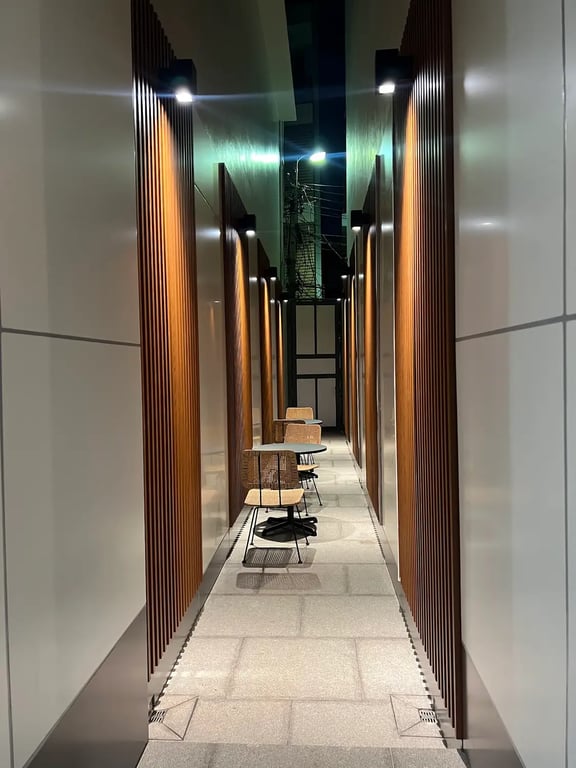 CORRIDOR 2407