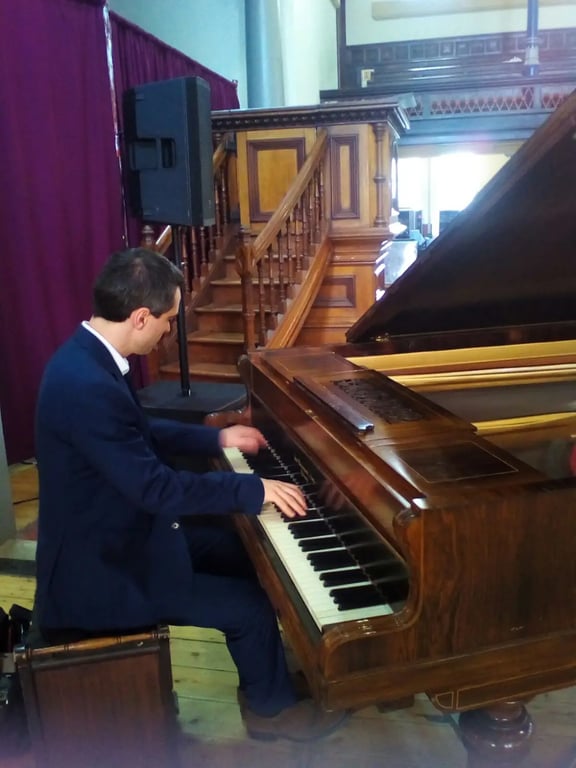 The Pianist's Home