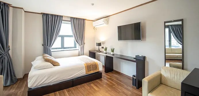 Sunland Hotel