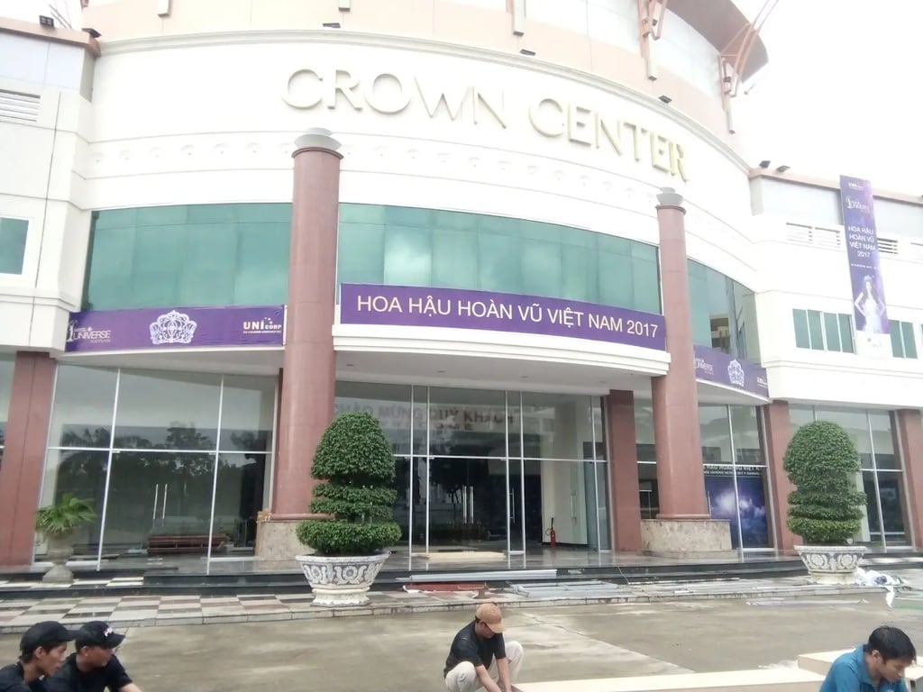 Crown Convention Center