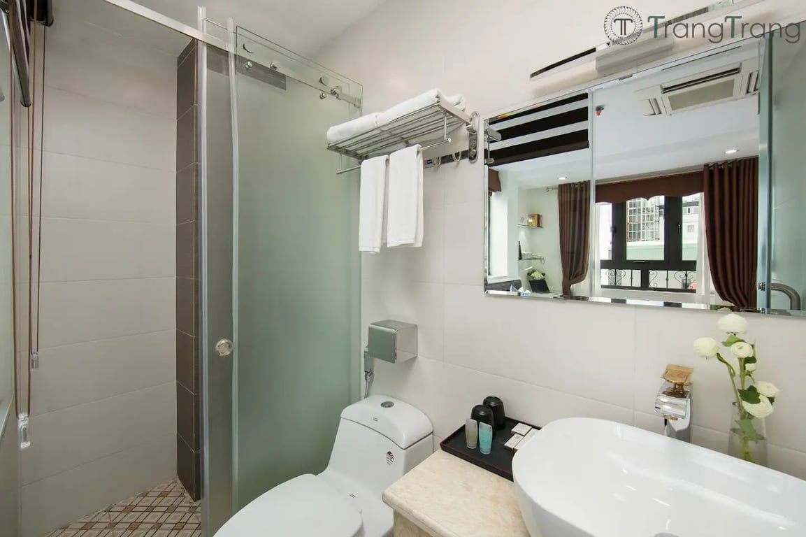 TrangTrang Premium Hotel & Sky Bar