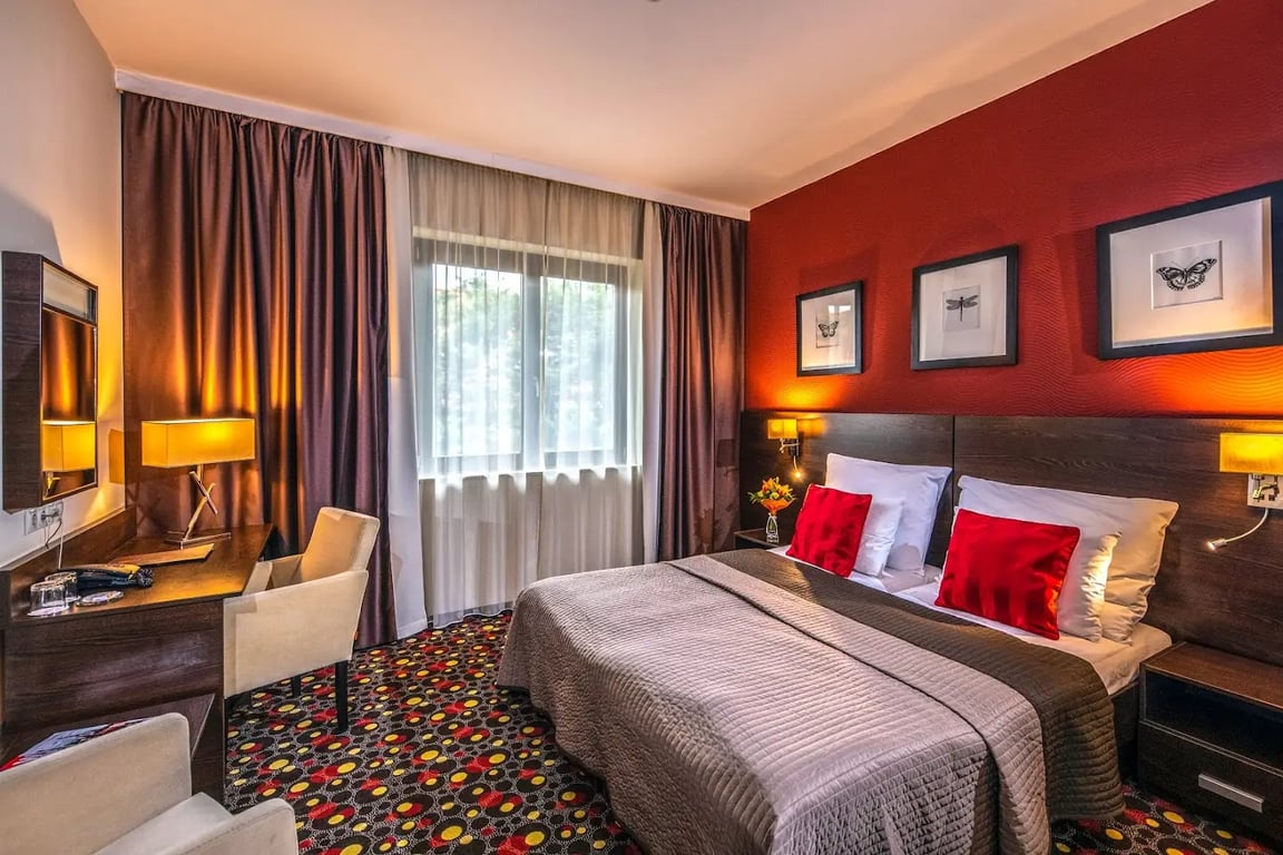 Airport Hotel Stáció
