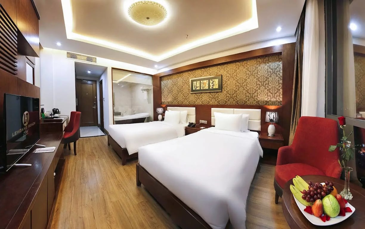 Pha Lê Hotel