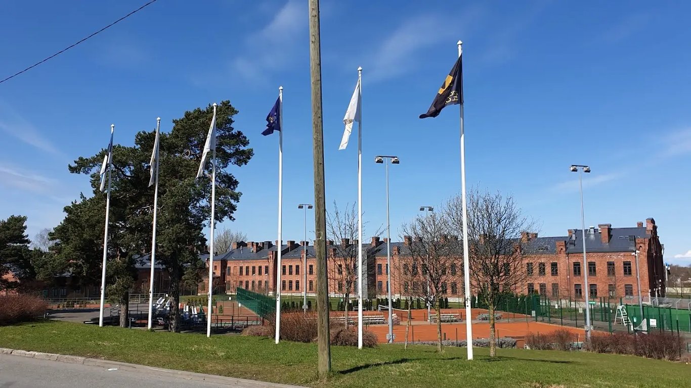 FORUS Tennis Center