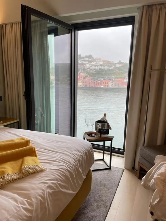 NEYA Porto Hotel